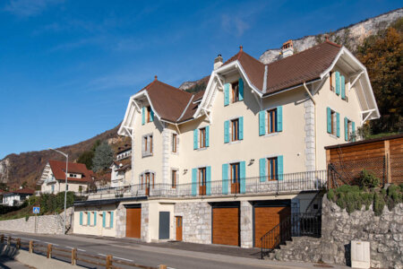 House in Veyrier-du-lac lake Annecy