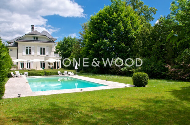 Maison de maître au coeur de Divonne-les-bains