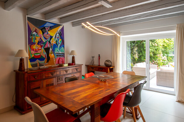 Renovated 19th century farmhouse with great potential