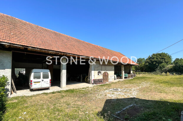 Farmhouse to renovate in Grésy-sur-Aix