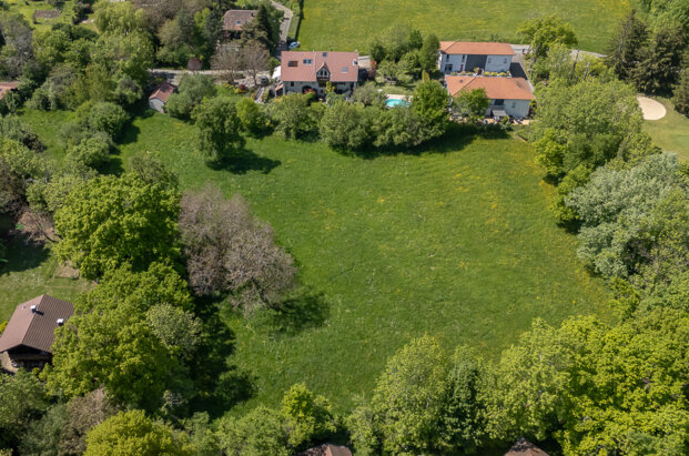 Terrain à bâtir avec env. 3'500 m2 de terrain agricole