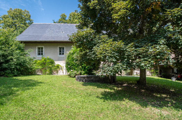 Demeure du XVIIIe siècle sur les hauteurs du lac du Bourget