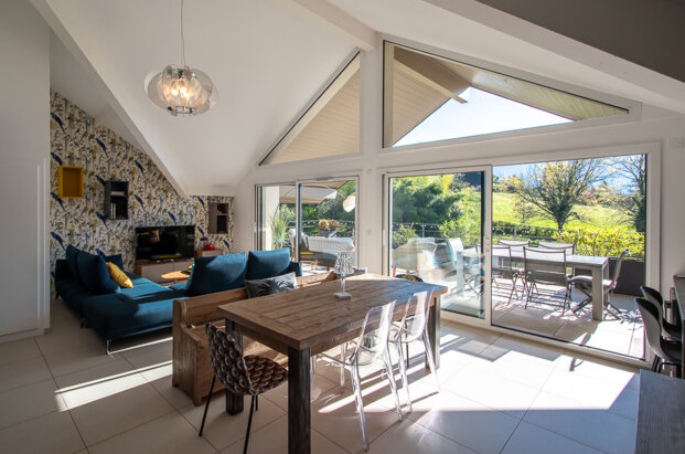 Top floor 4-beds flat in Annecy-le-Vieux