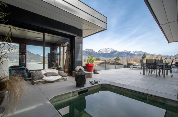 Modern house near Lake Annecy