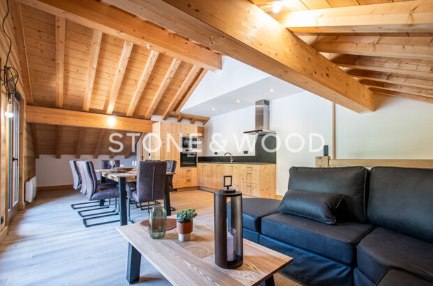 Appartement/chalet 4 pièces avec terrasse et vue montagnes