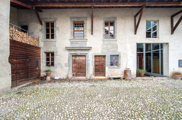 Spacious 18th-century property in Sézegnin, near Geneva