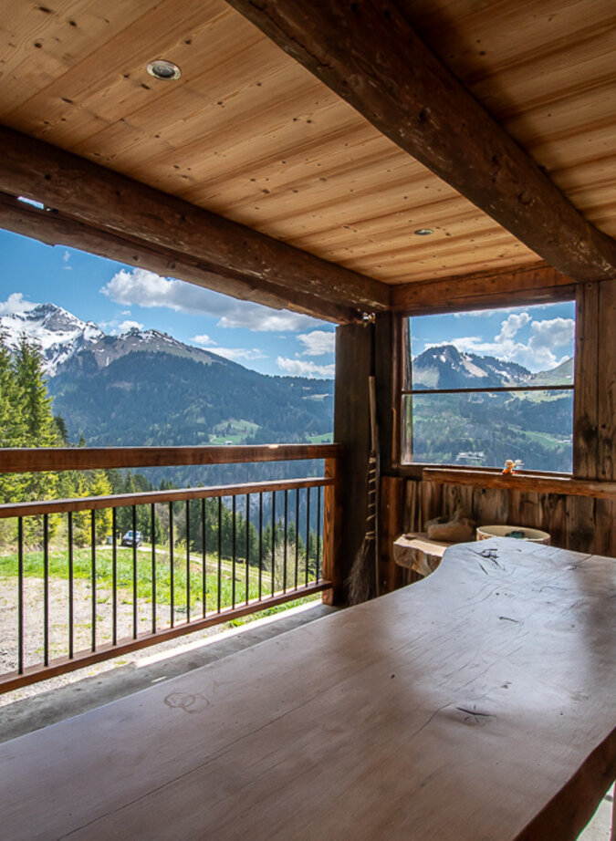Renovated alpine farm in an exceptional setting