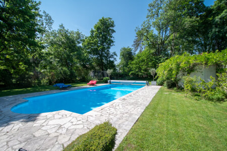 period house in divonne-les-bains