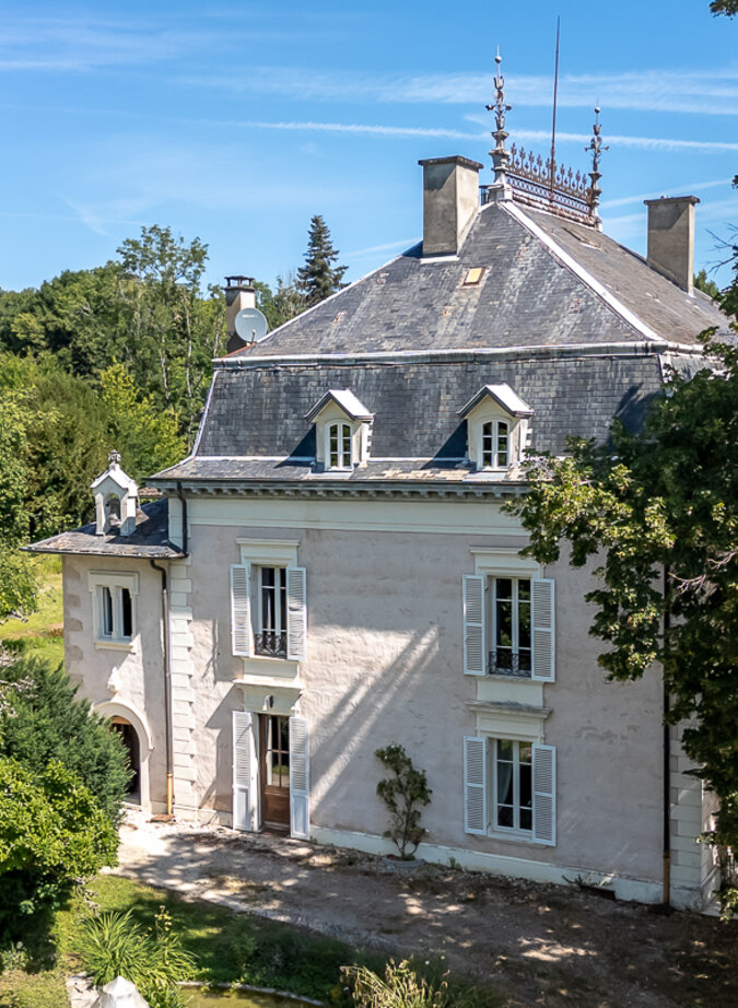 Maison de maître du XIXe siècle sur les rives du Rhône